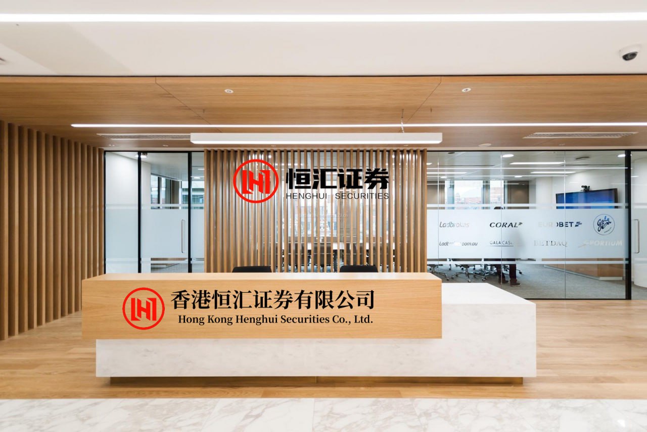 金富宝 西方军事专家：“中国是全世界唯一先天超级大国，美国败局已定”